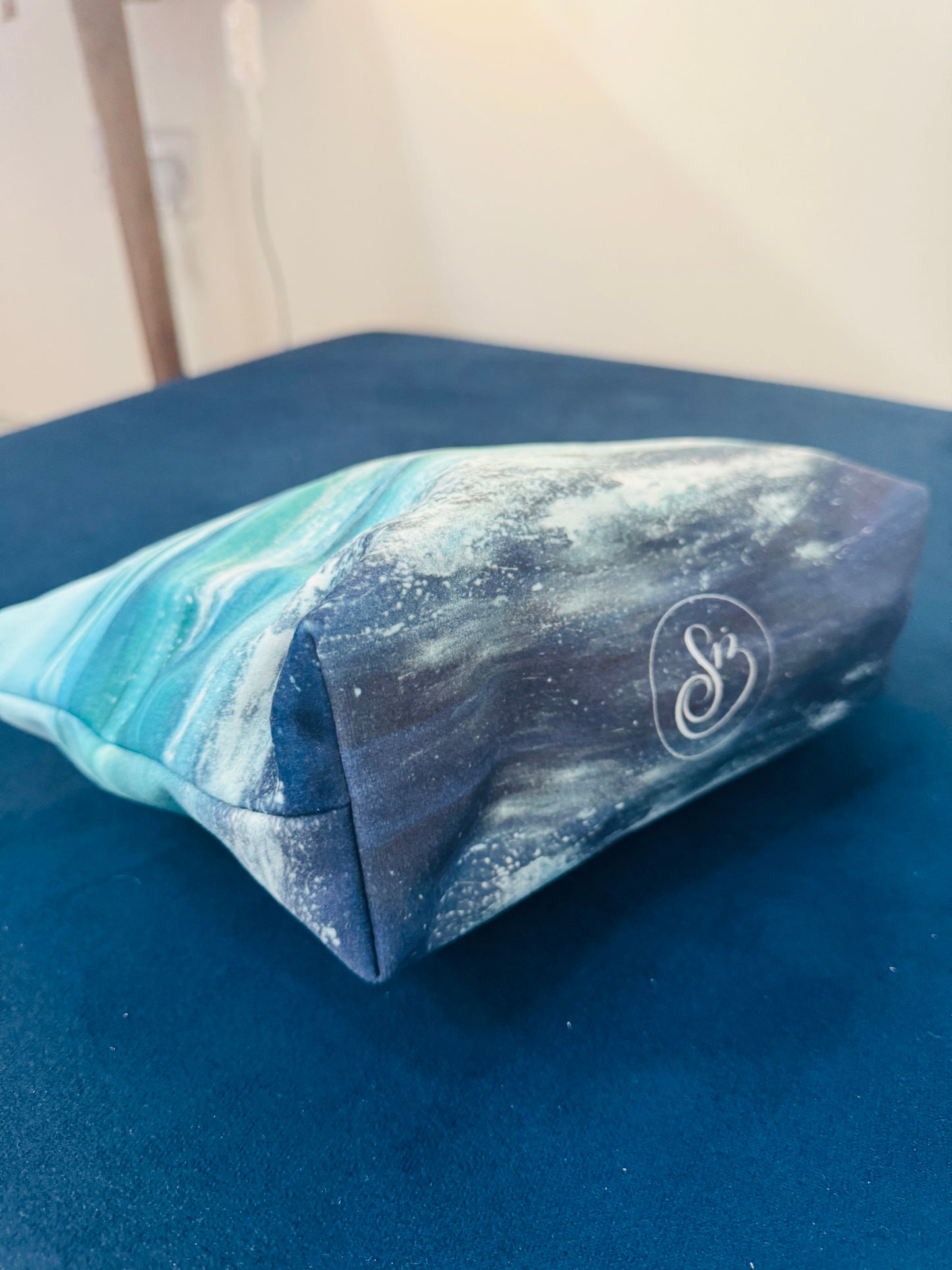 Wave On Washbag